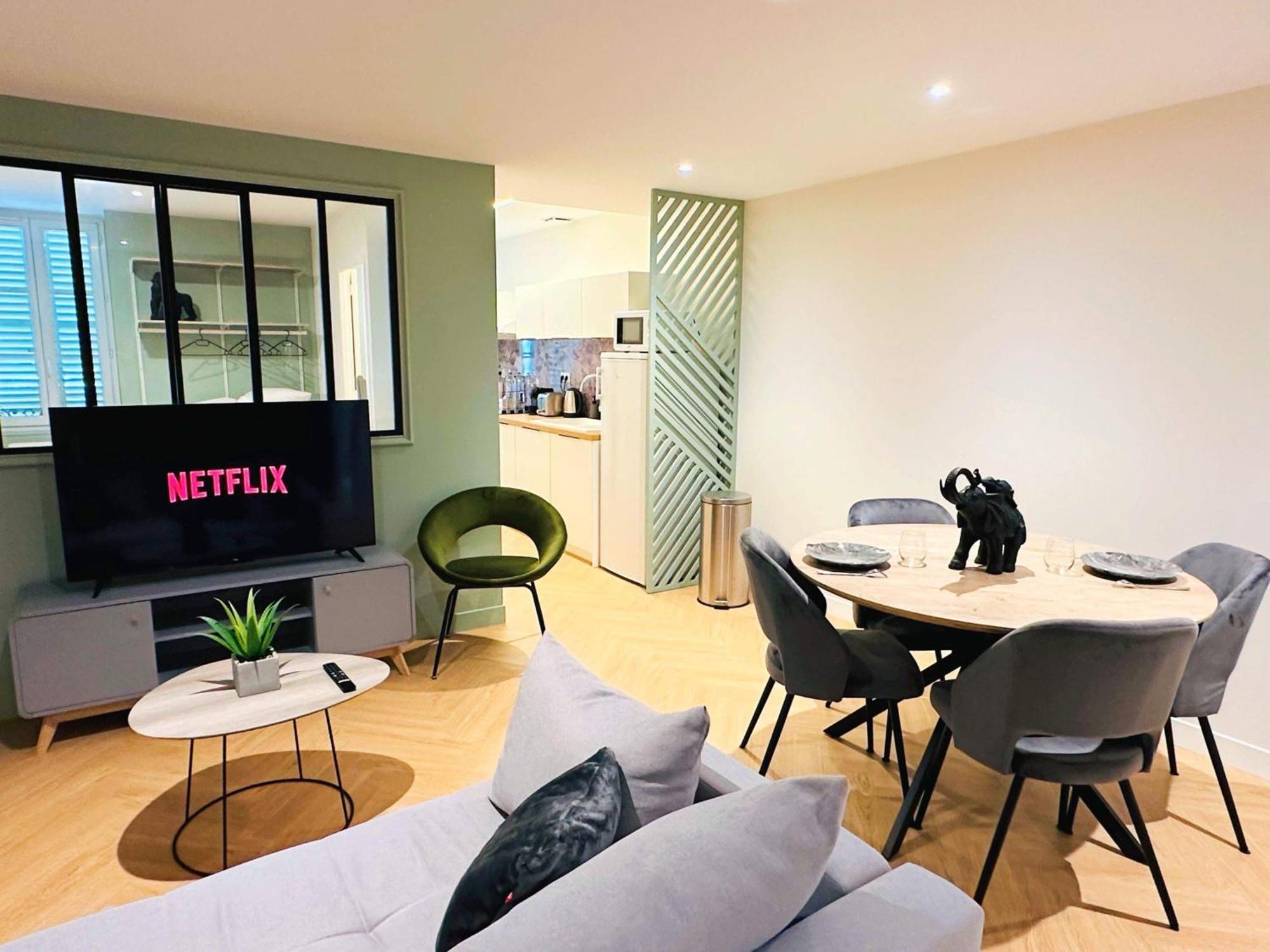 Le Scandinave - Proche Macon - Parking Gratuit - Netflix - Fibre Apartment